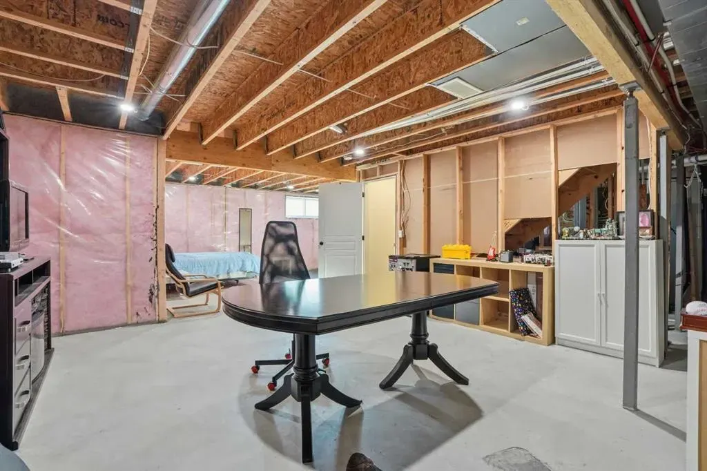 1925 Reunion Terrace NW