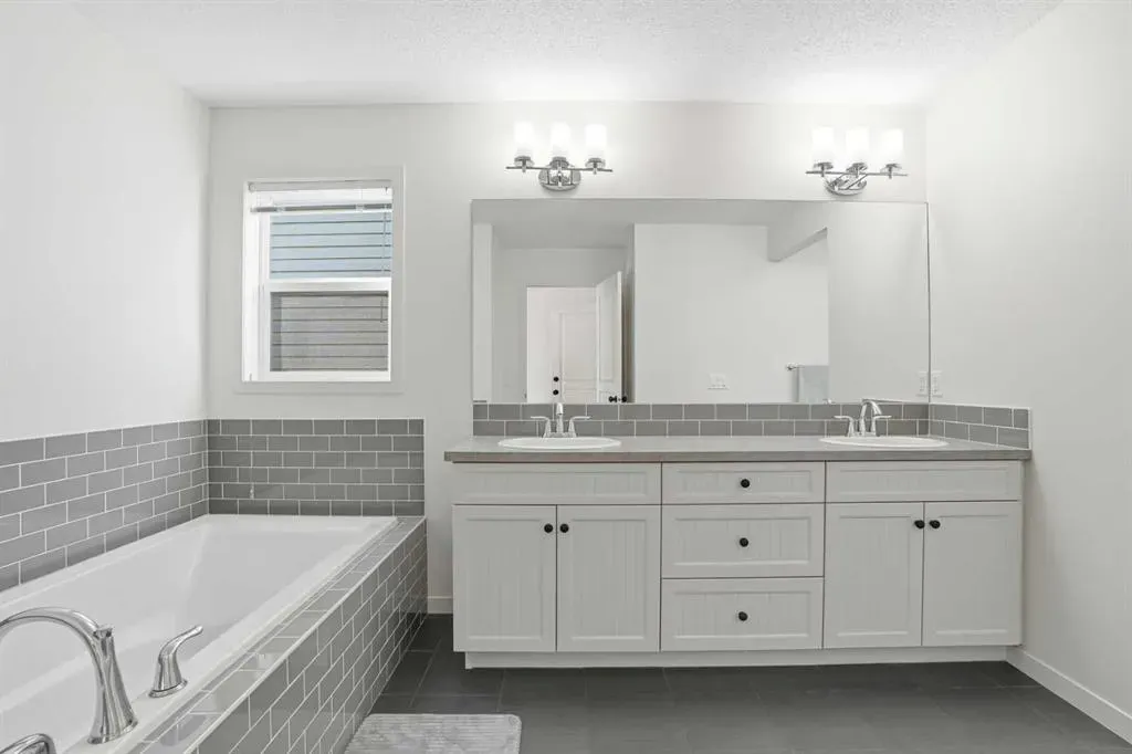 1925 Reunion Terrace NW