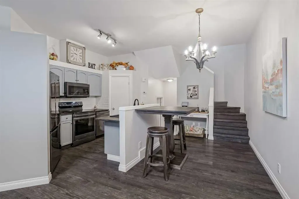 89 Mckenzie Towne Gate SE