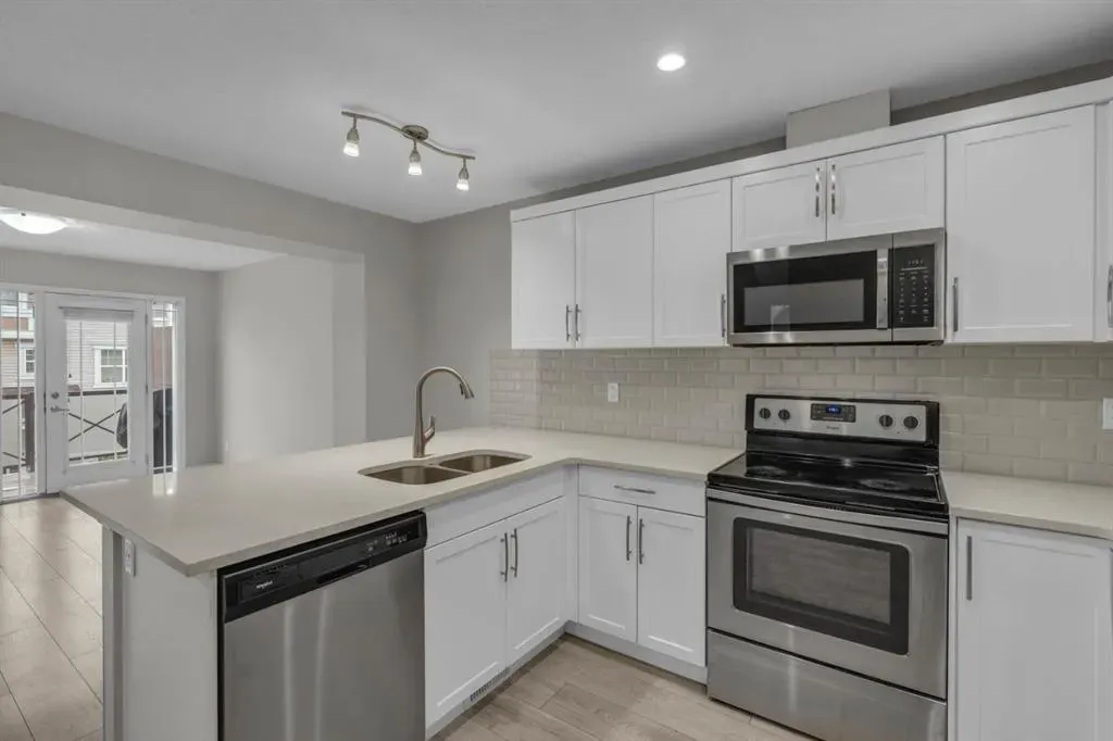 309 Cityscape Court NE