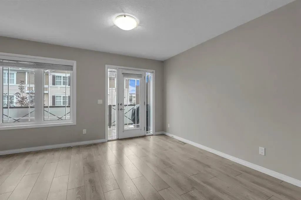 309 Cityscape Court NE