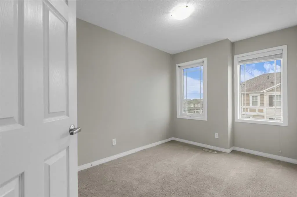 309 Cityscape Court NE