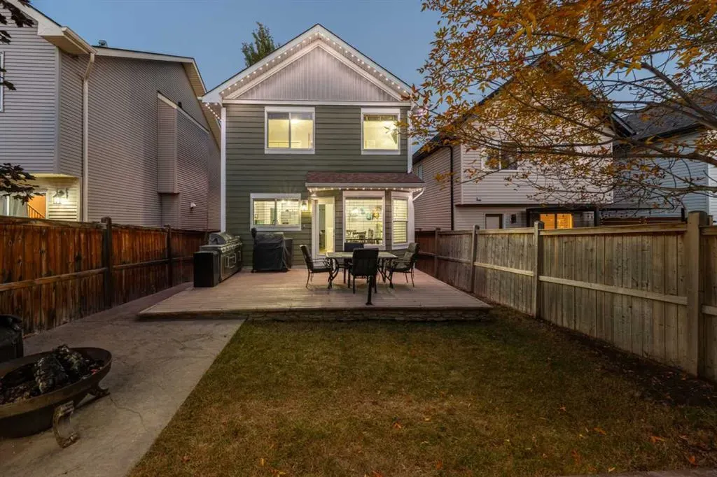 114 Silverado Saddle Crescent SW