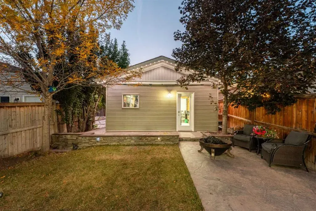 114 Silverado Saddle Crescent SW
