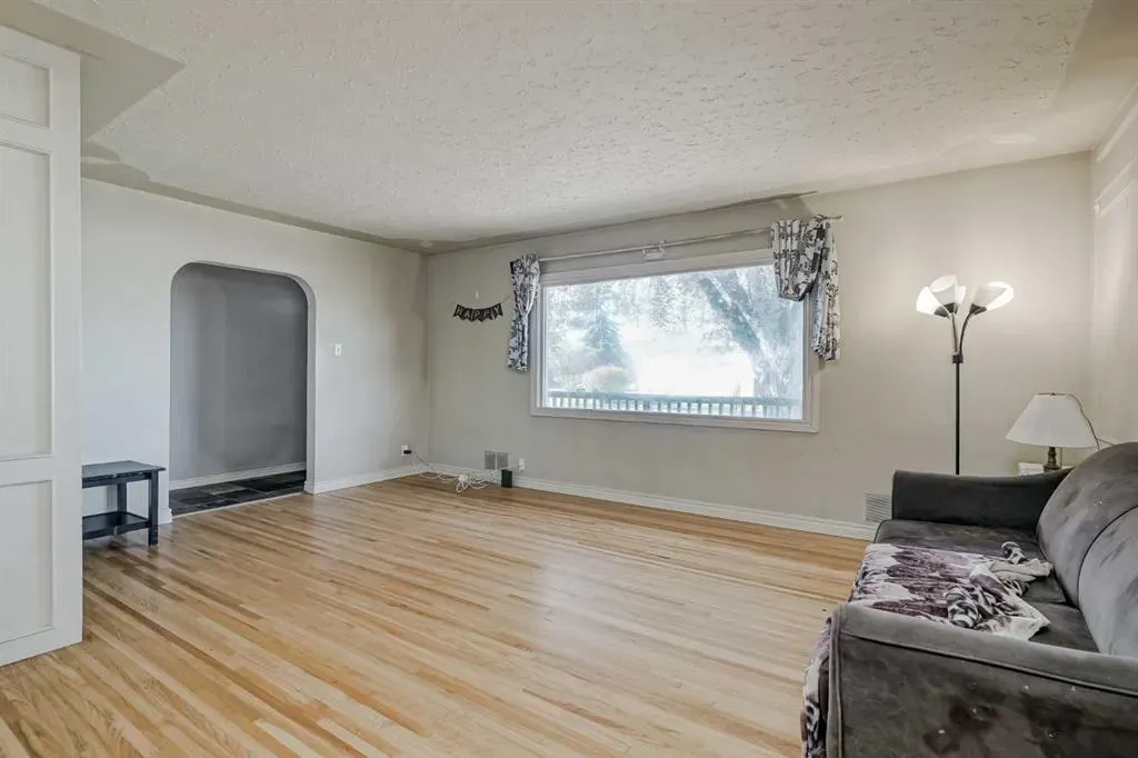 1468 Renfrew Drive NE