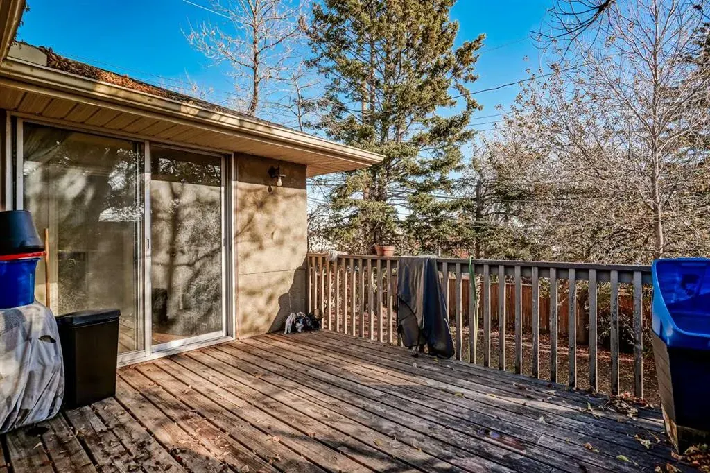 1468 Renfrew Drive NE