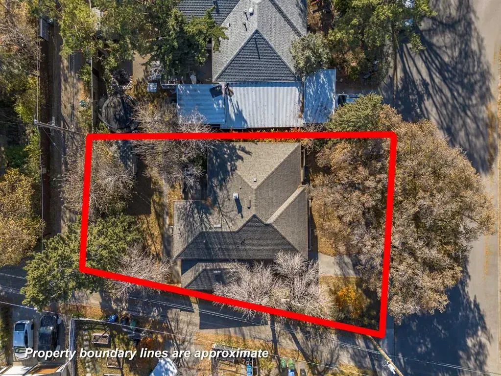 1468 Renfrew Drive NE