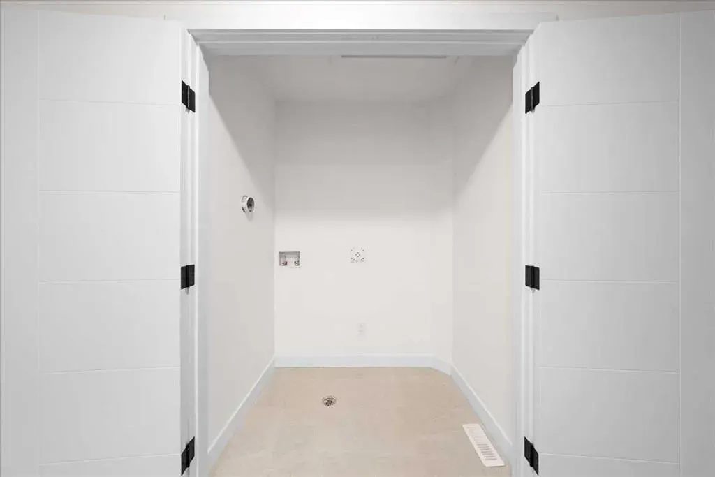 39 Baysprings Terrace SW