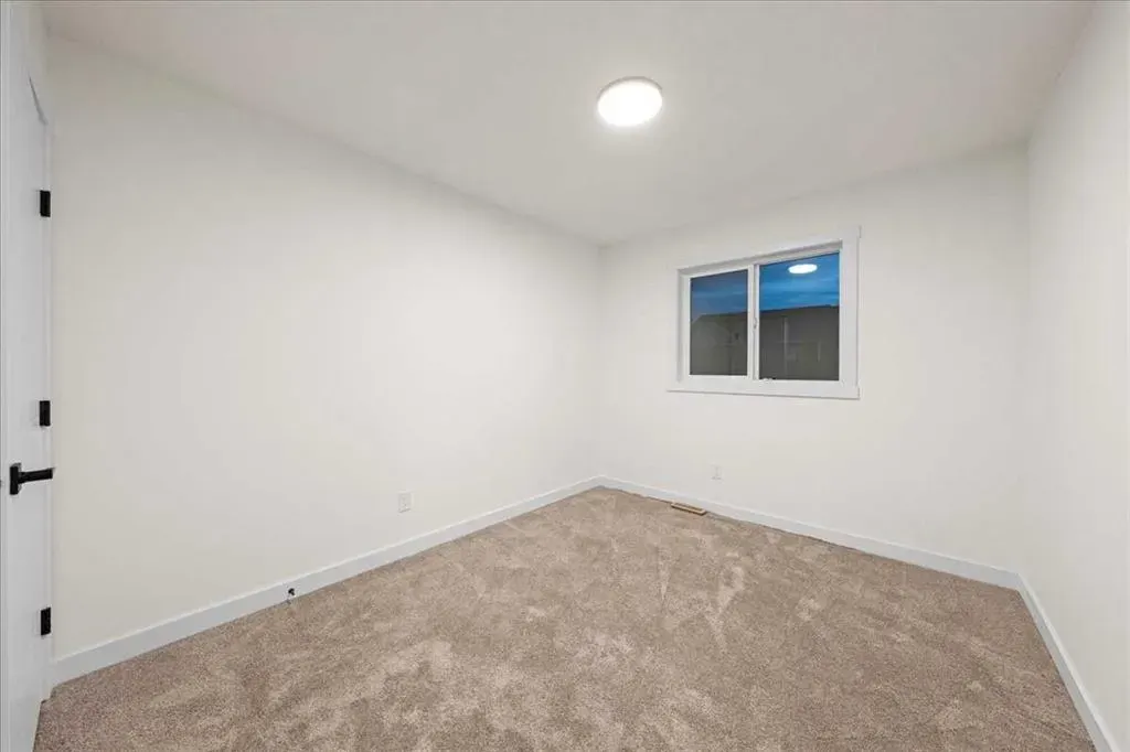 39 Baysprings Terrace SW