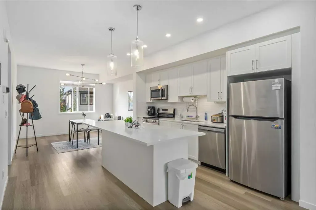 628 Copperstone Manor SE