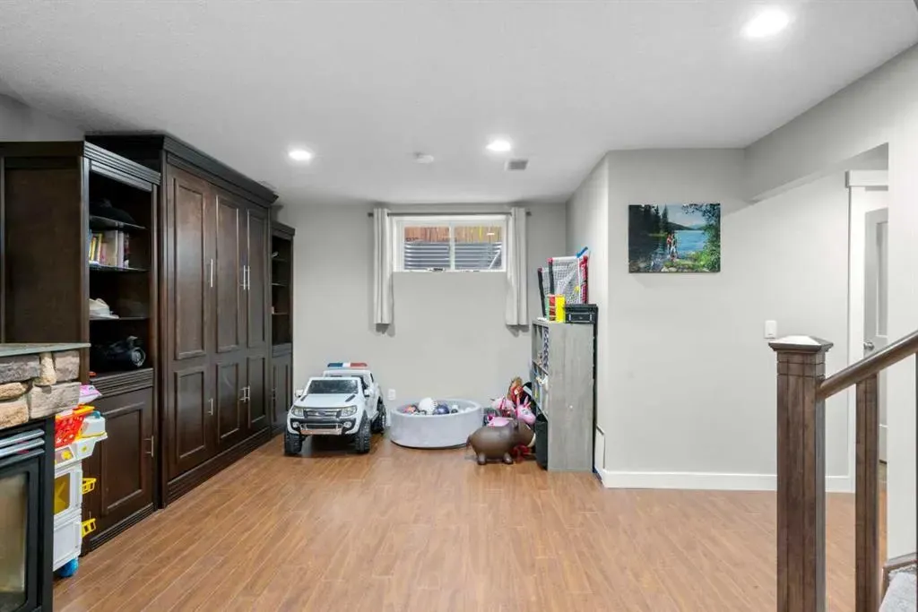 2581 Coopers Circle SW