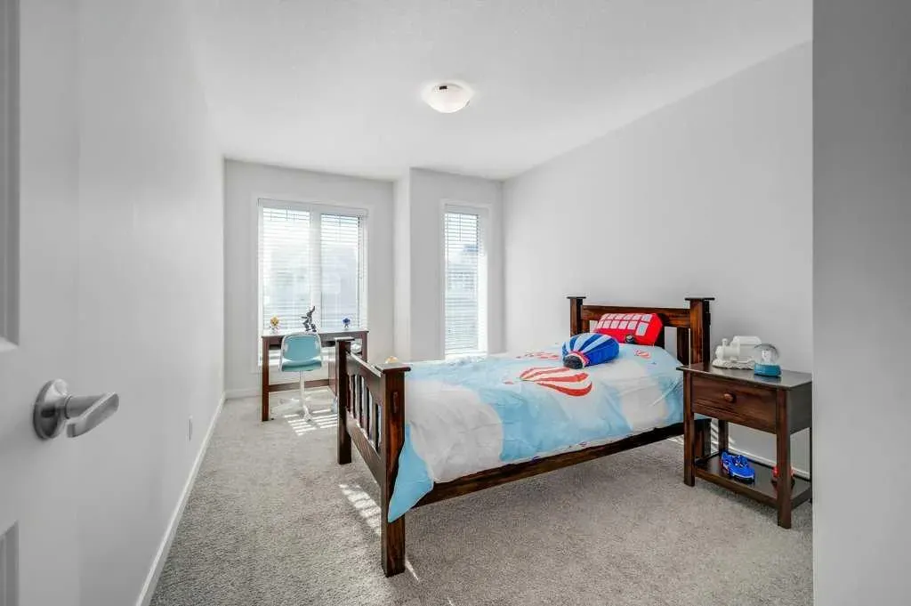 240 Magnolia Heath SE