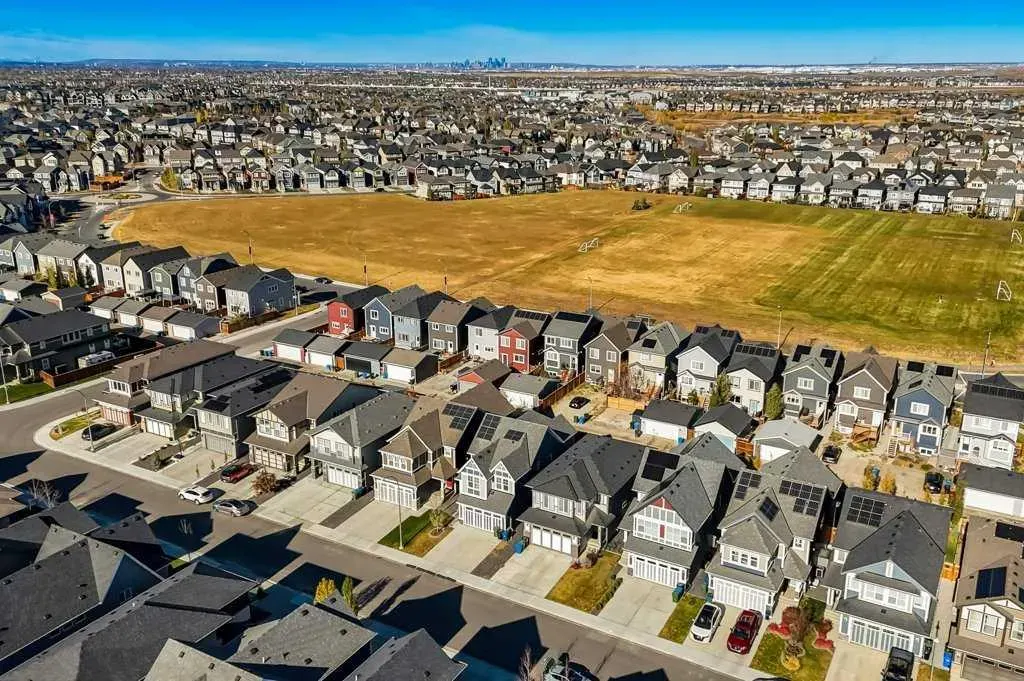 240 Magnolia Heath SE