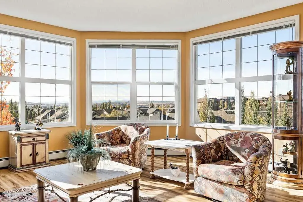 1 Crystal Green Lane, #300