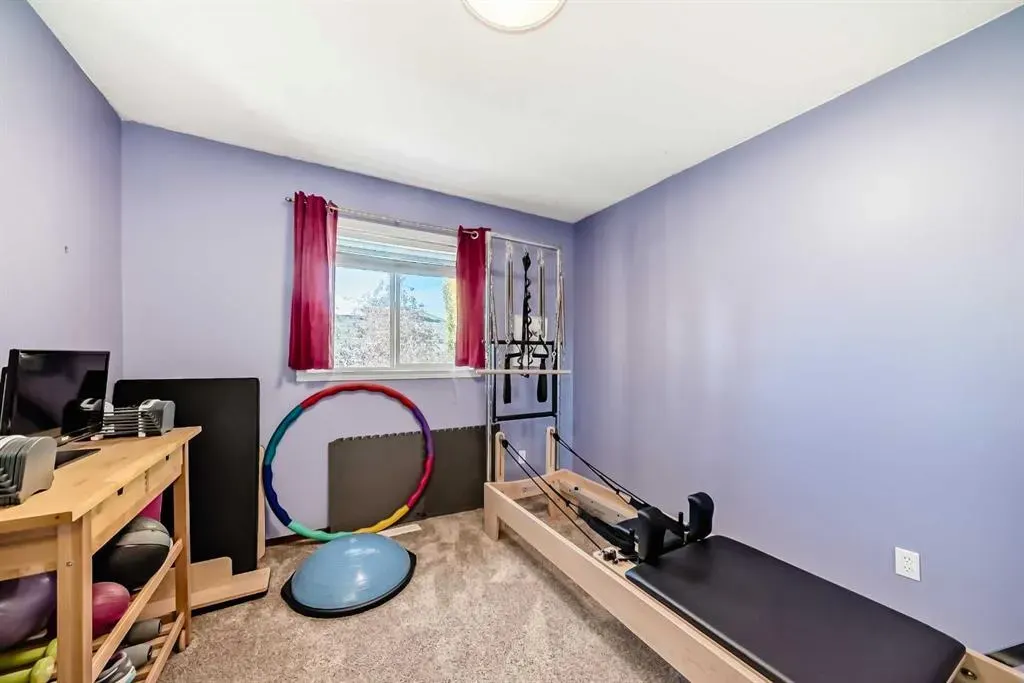 18365 Chaparral Street SE