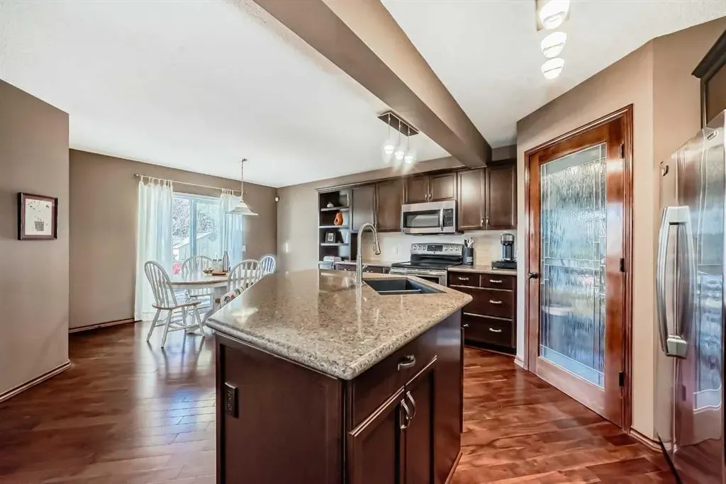 18365 Chaparral Street SE