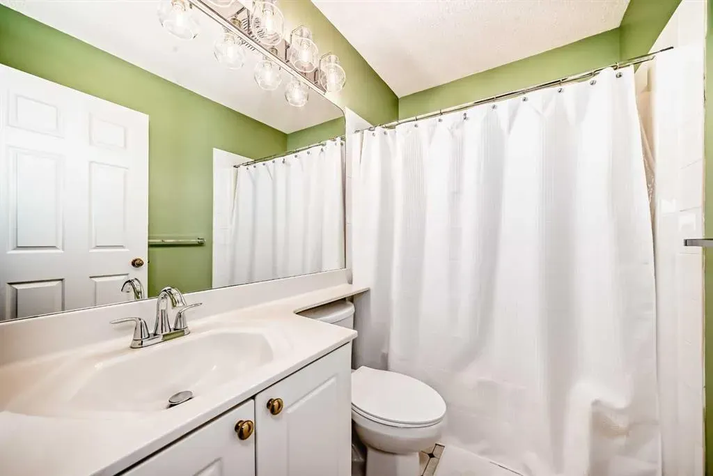 18365 Chaparral Street SE