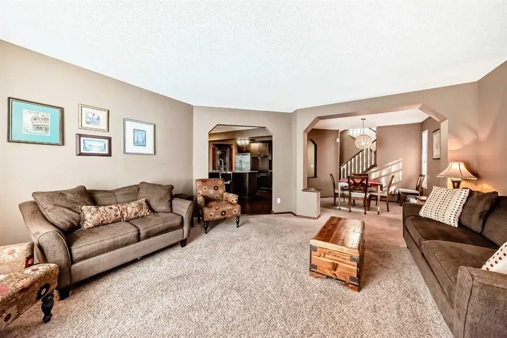 18365 Chaparral Street SE