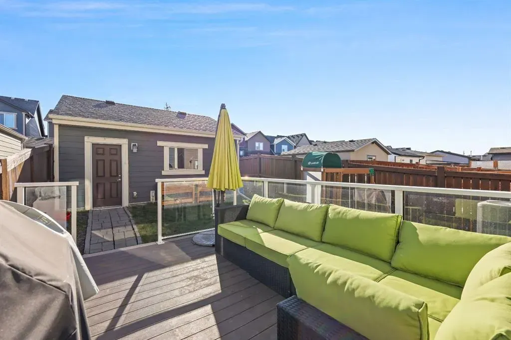 75 Masters Crescent SE