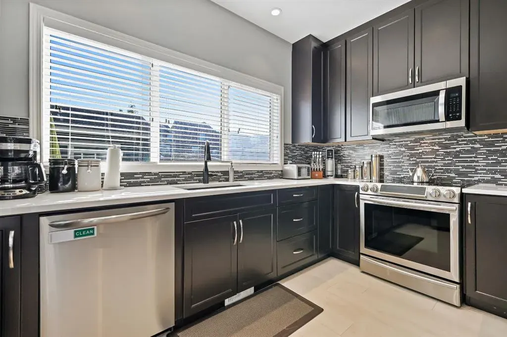 75 Masters Crescent SE