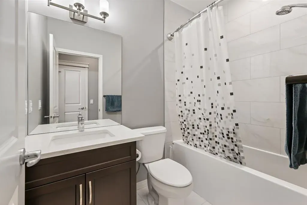 75 Masters Crescent SE