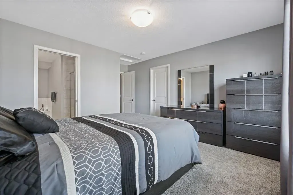 75 Masters Crescent SE