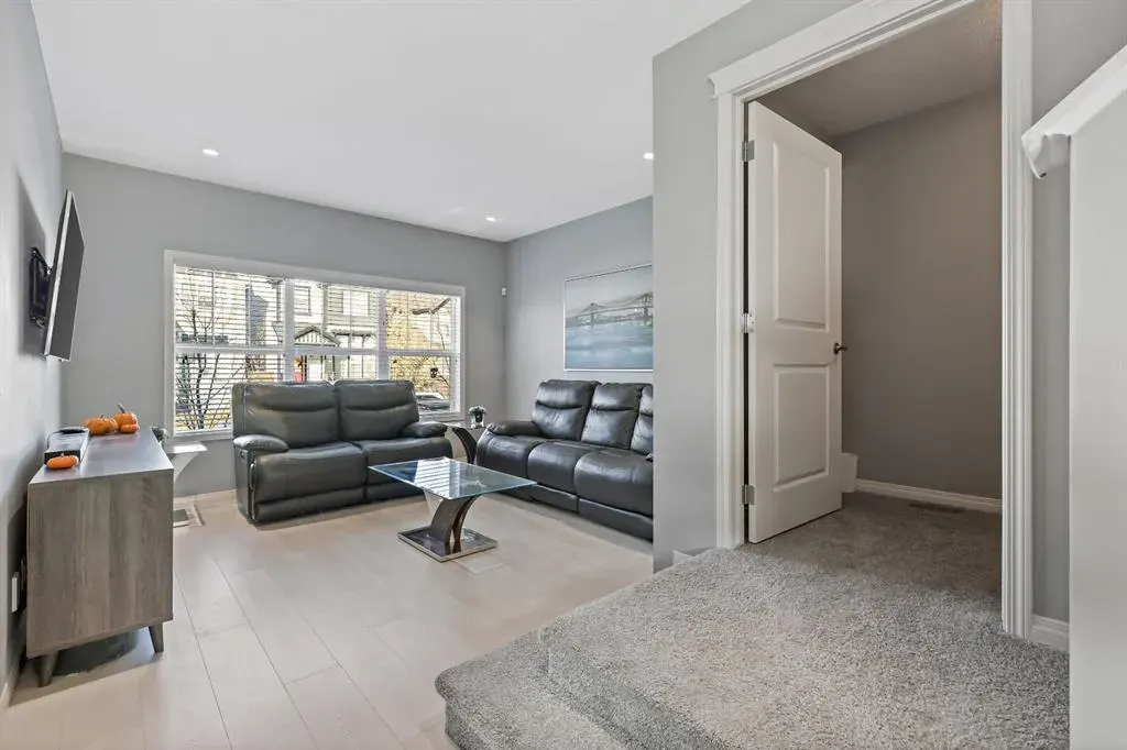 75 Masters Crescent SE