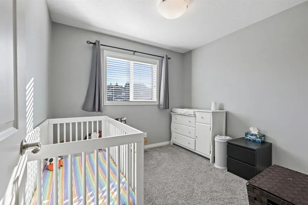 75 Masters Crescent SE