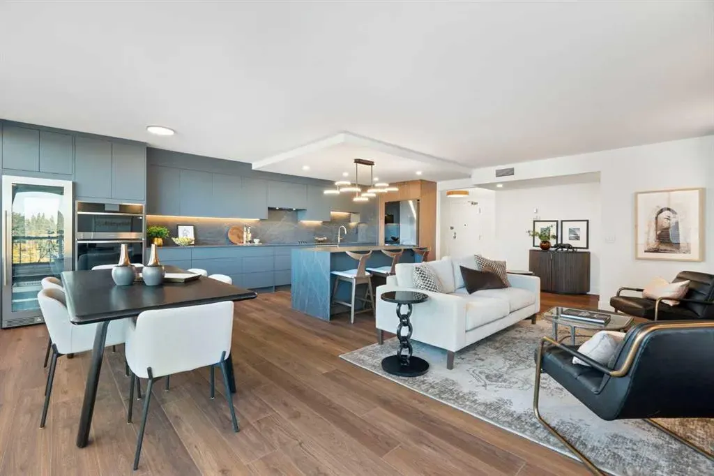 330 26 Avenue SW, #907