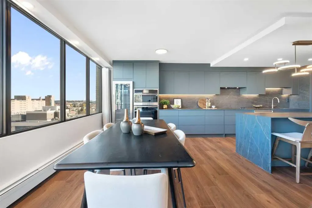 330 26 Avenue SW, #907