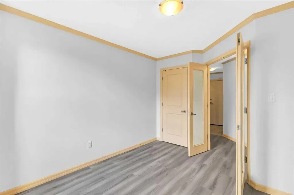 4555 Varsity Lane NW, #305