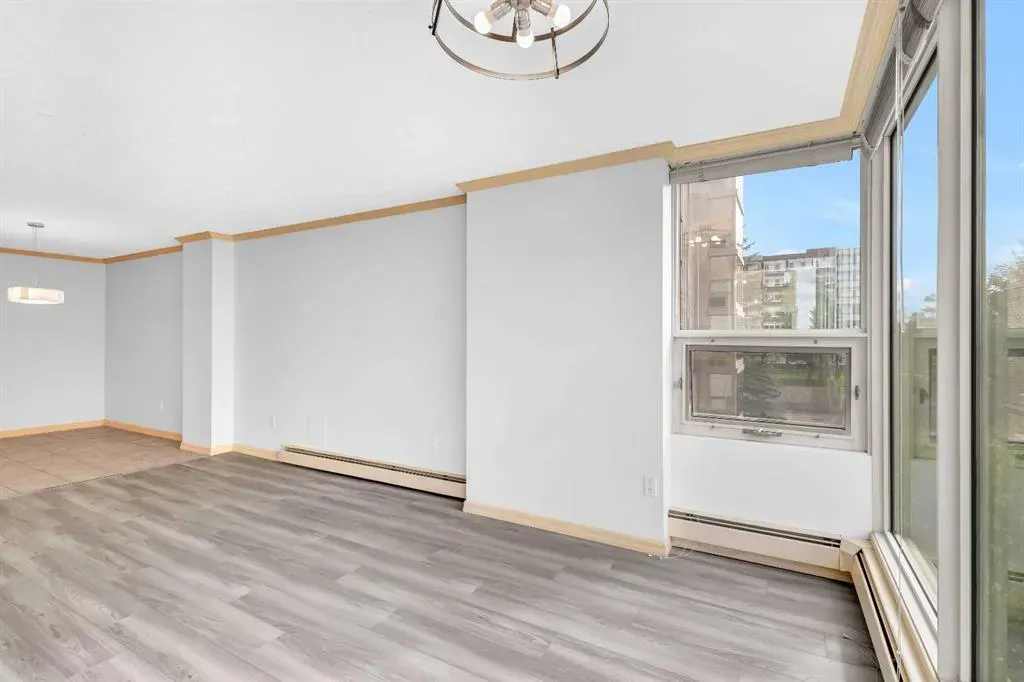 4555 Varsity Lane NW, #305