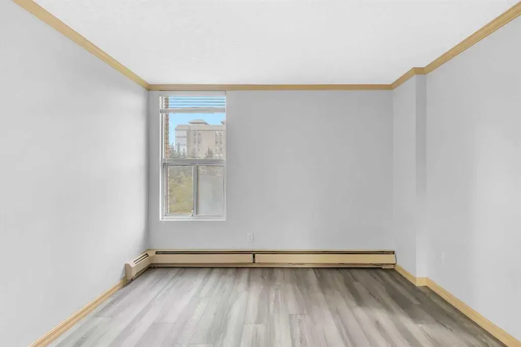 4555 Varsity Lane NW, #305