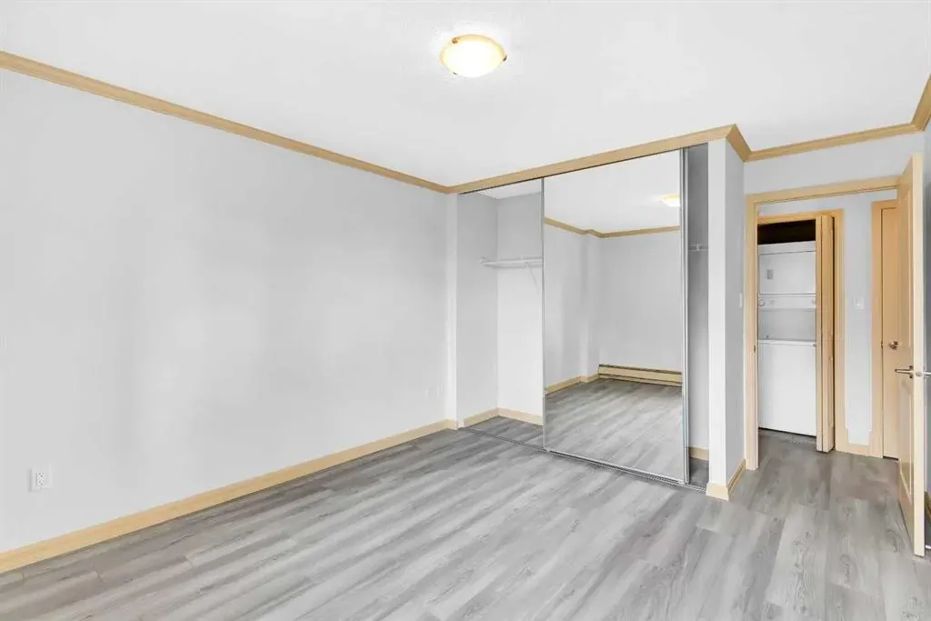 4555 Varsity Lane NW, #305