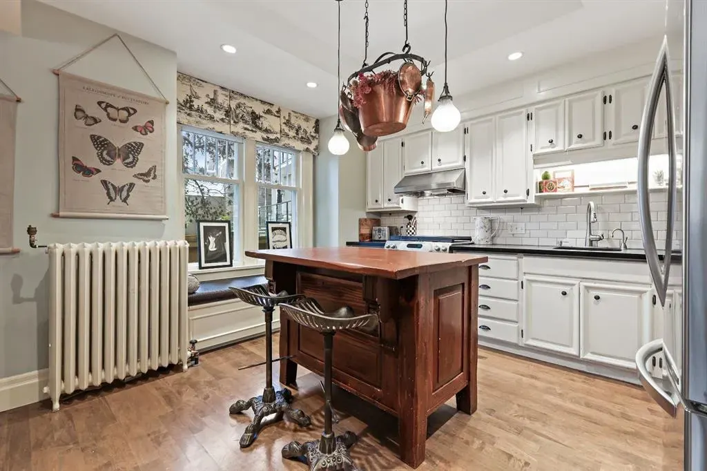 1314 Shelbourne Street SW