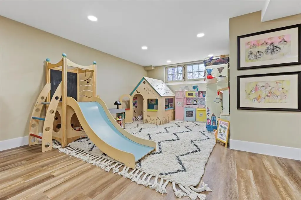 1314 Shelbourne Street SW