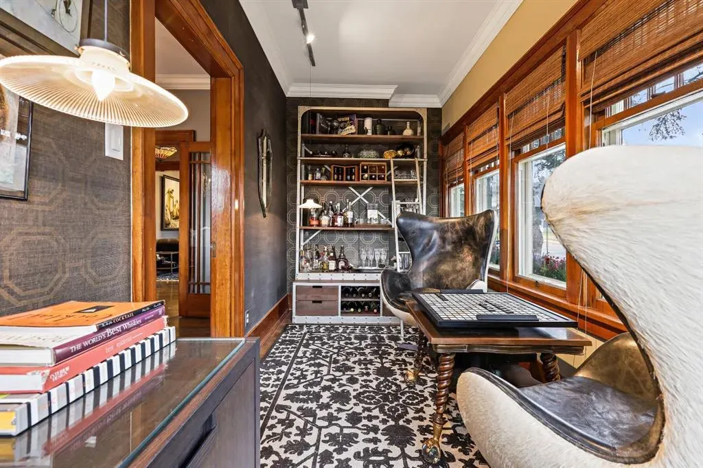 1314 Shelbourne Street SW