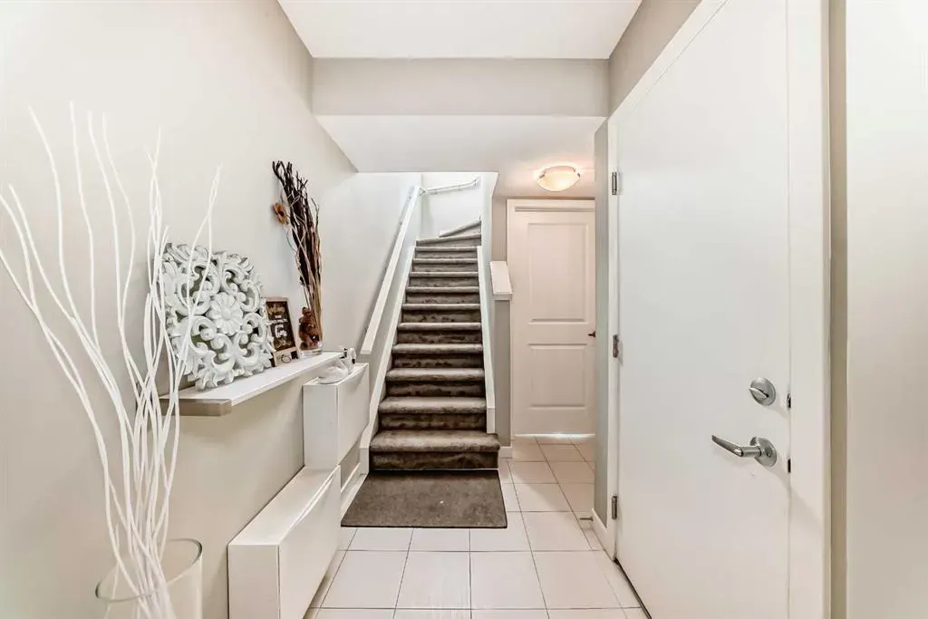 84 Copperstone Villas SE