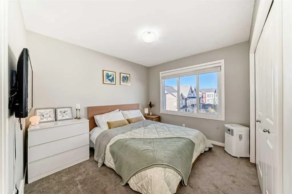 84 Copperstone Villas SE