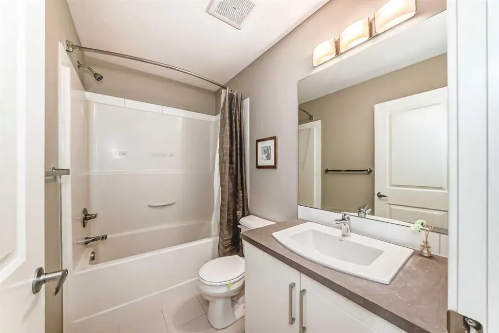 84 Copperstone Villas SE