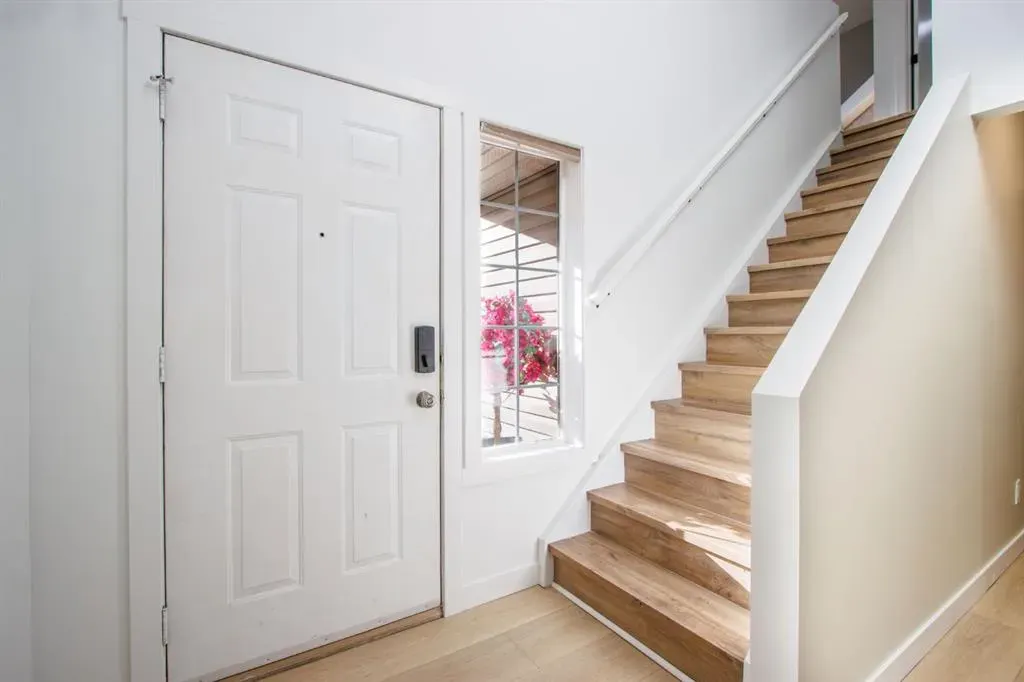 40 Chapalina Crescent SE