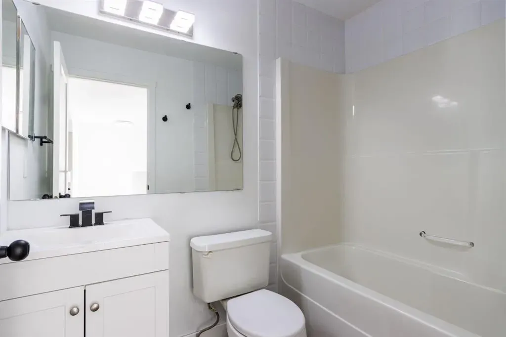 40 Chapalina Crescent SE