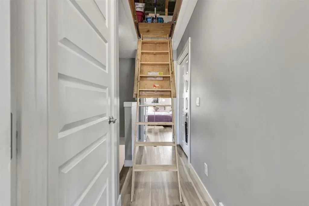 220 Mckenzie Towne Close SE