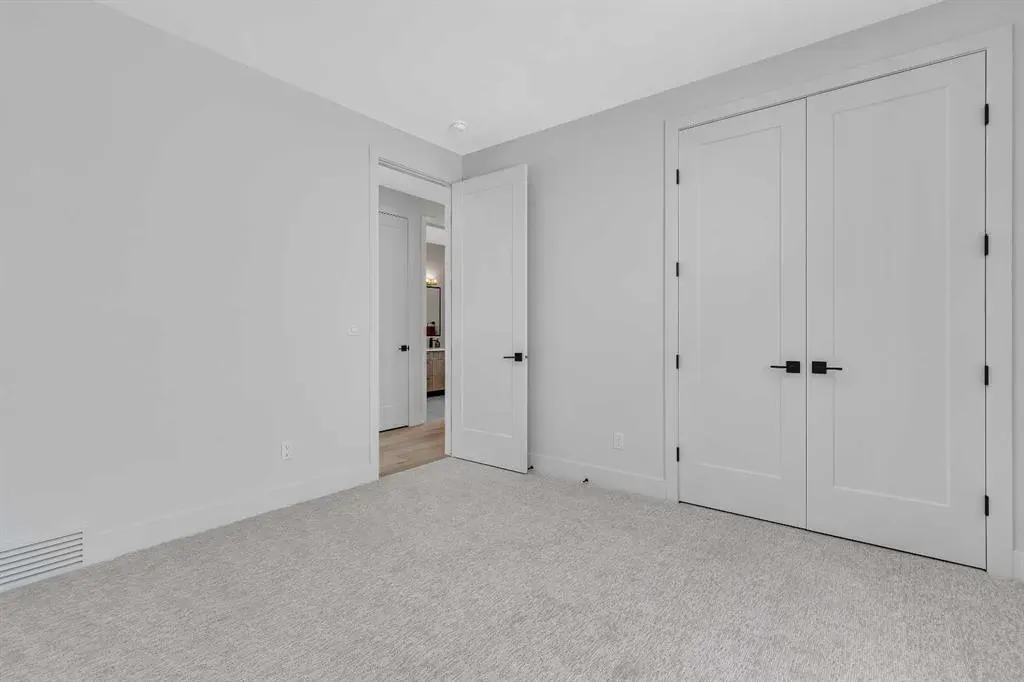 330 Normandy Drive SW