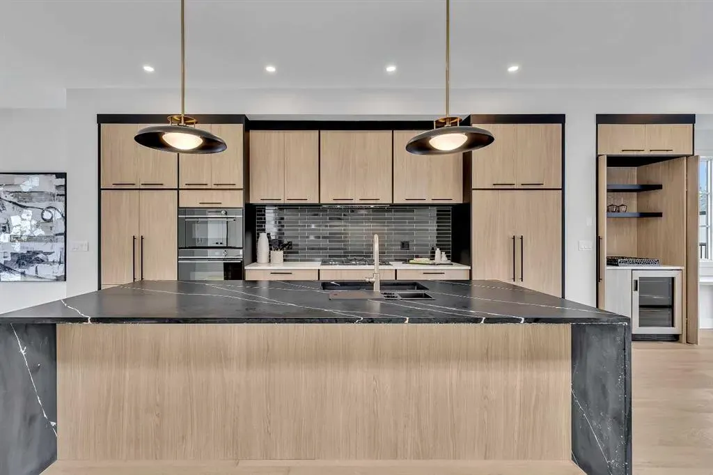 330 Normandy Drive SW