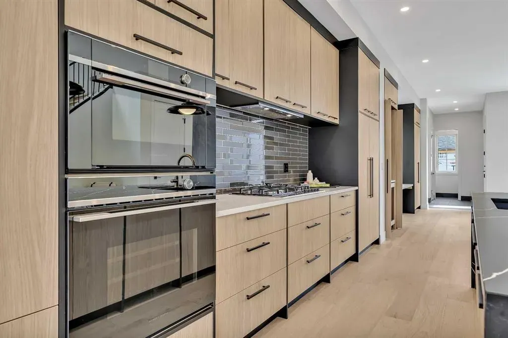 330 Normandy Drive SW