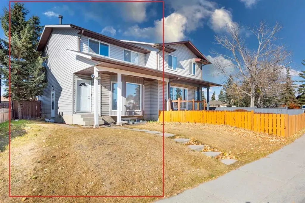 17 Castleridge Way NE