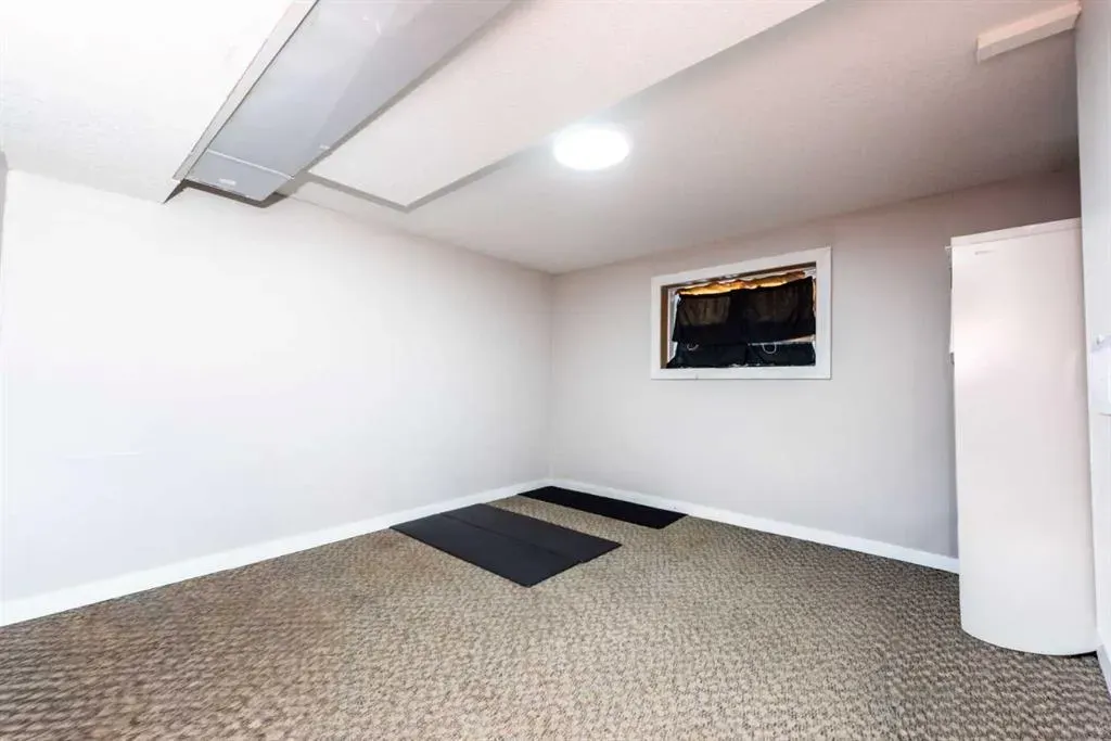 17 Castleridge Way NE