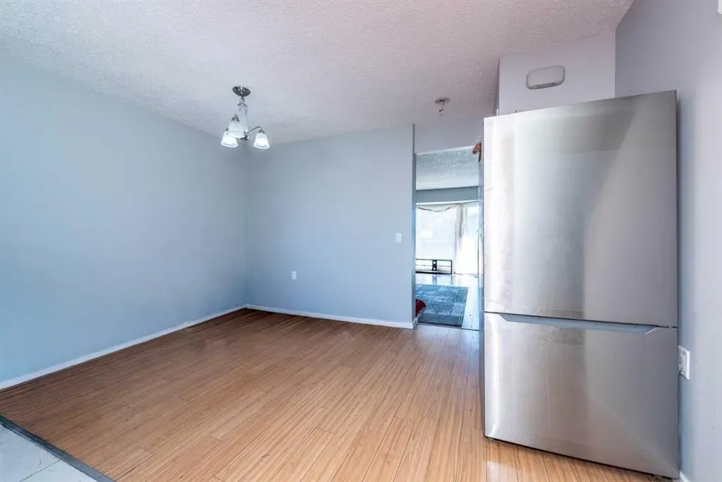 17 Castleridge Way NE