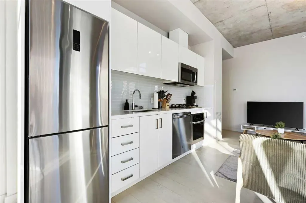 1010 6 Street SW, #606